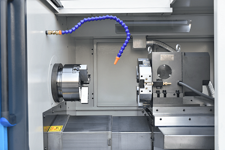 Токарный станок c ЧПУ с горизонтальной станиной MetalTec CK 35x400 купить в Новосибирске - rodan.ru