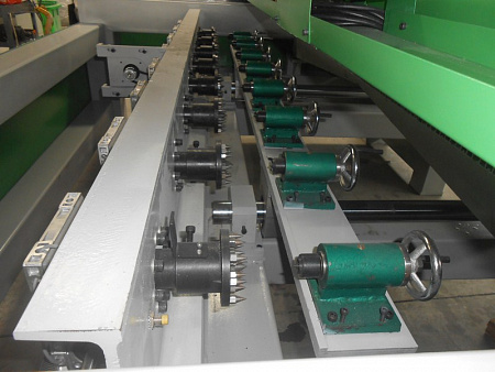 Cтанок фрезерный с ЧПУ по дереву WoodTec T-2512x8